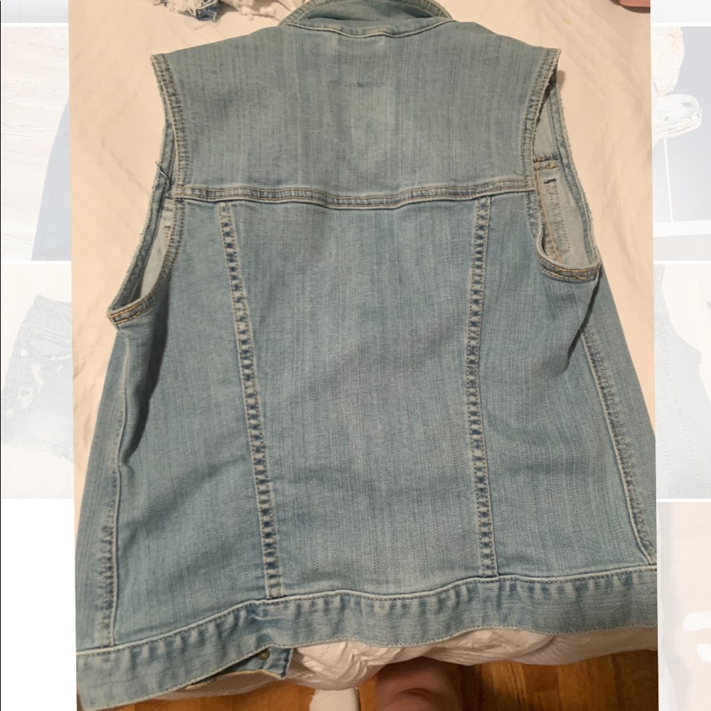 Holister Cut off Jean jacket